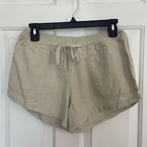 Altar’d state linen shorts, size medium
